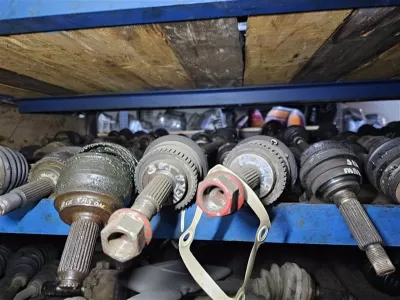 Nissan Almera çıkma akis