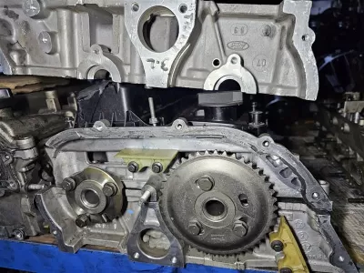 Ford Ranger Wildtrak 3.2 çıkma silindir kapağı