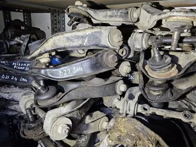 Nissan D22 çıkma sağ tabla