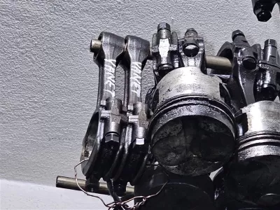Nissan Vanetta piston kolu